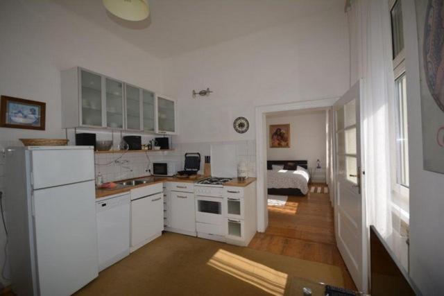 Vienna Holiday Apartments Bagian luar foto