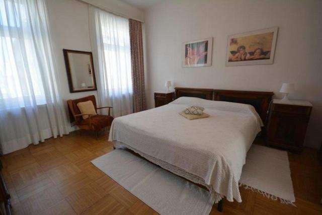 Vienna Holiday Apartments Bagian luar foto
