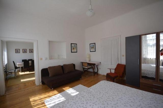 Vienna Holiday Apartments Bagian luar foto